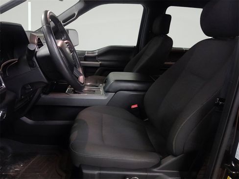 Certified 2018 Ford F150 XLT w/ Equipment Group 302A Luxury image 22