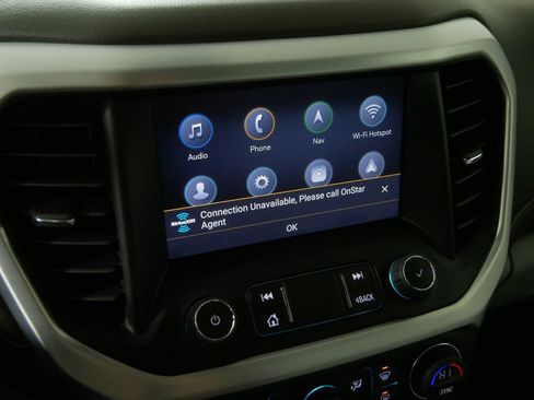 Used 2023 GMC Acadia SLT w/ Technology Package AWD/4WD image 32
