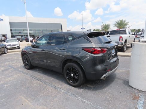 Used 2019 Chevrolet Blazer LT FWD image 14