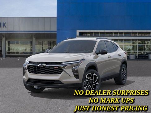 New 2026 Chevrolet Trax RS w/ Driver Confidence Package FWD image 6