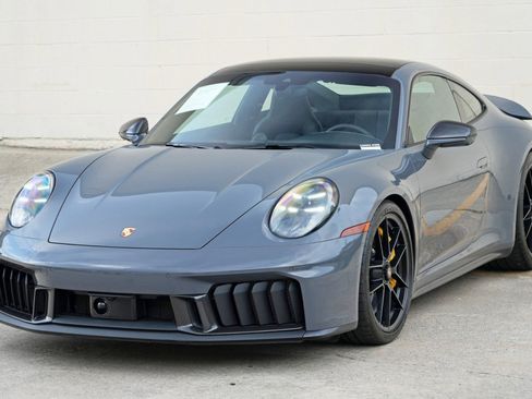 Used 2025 Porsche 911 Carrera 4 GTS AWD/4WD image 47