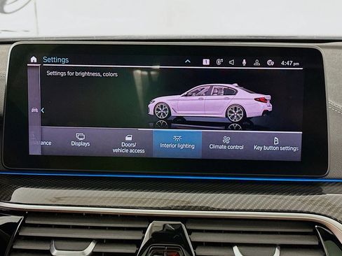 Used 2022 BMW 530e xDrive w/ Premium Package image 12