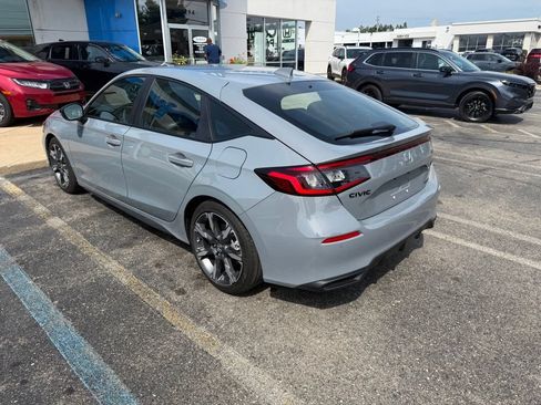 Used 2026 Honda Civic Sport Touring image 2
