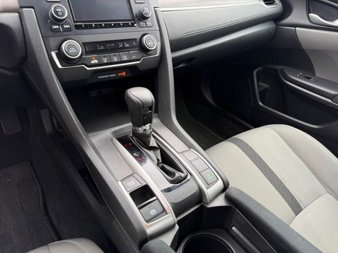 Used 2019 Honda Civic LX image 32