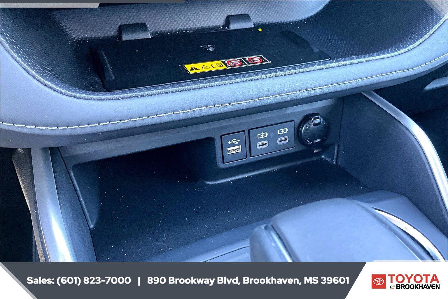 Used 2026 Toyota Highlander XLE AWD/4WD image 24