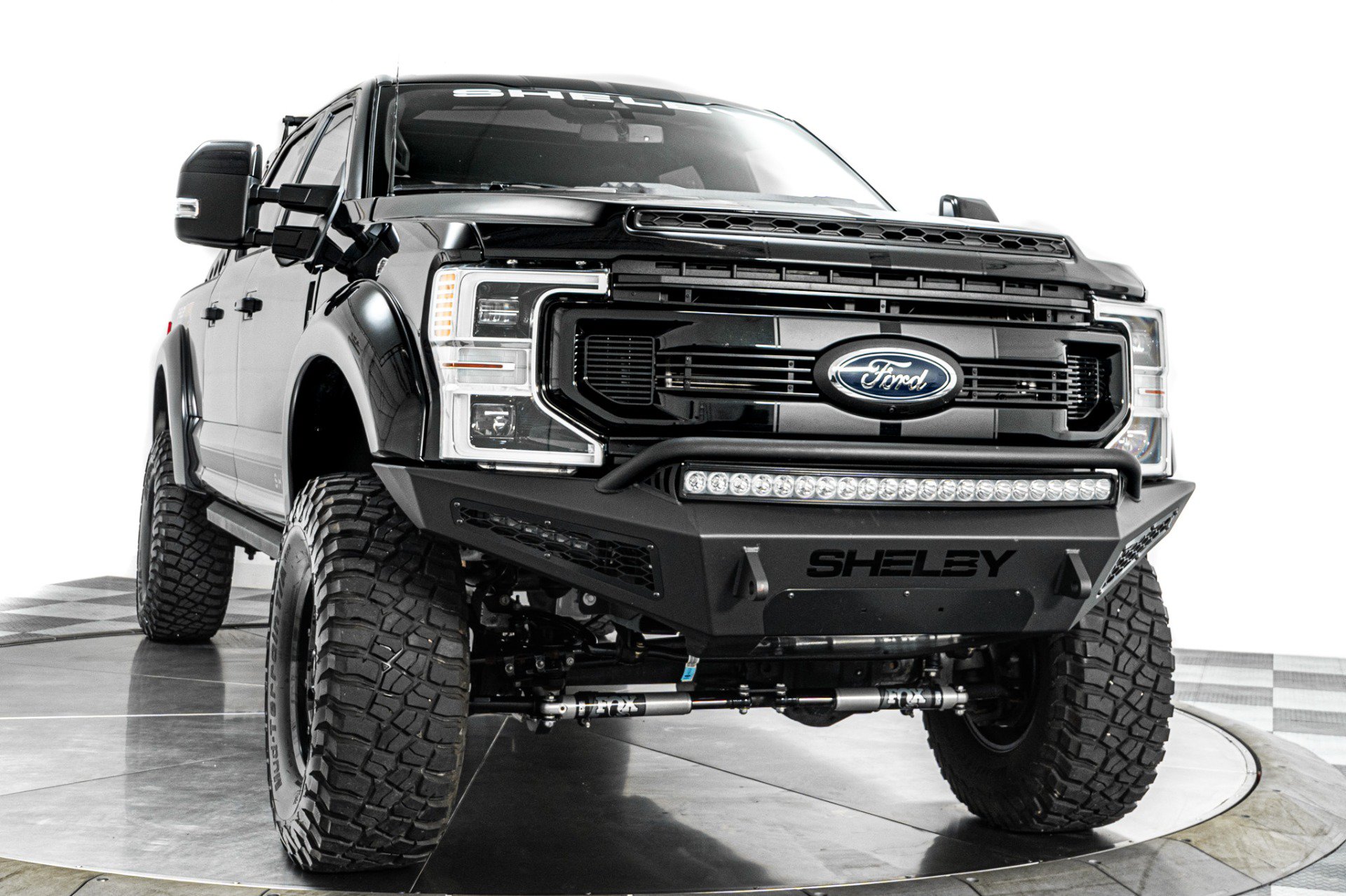 Used 2022 Ford F250 Lariat w/ Lariat Ultimate Package AWD/4WD image 3