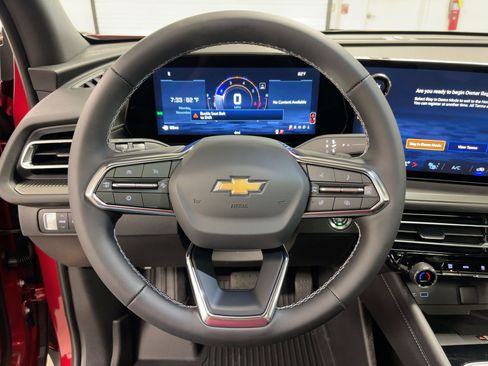 New 2026 Chevrolet Traverse LT w/ Sun and Wheel Package image 18