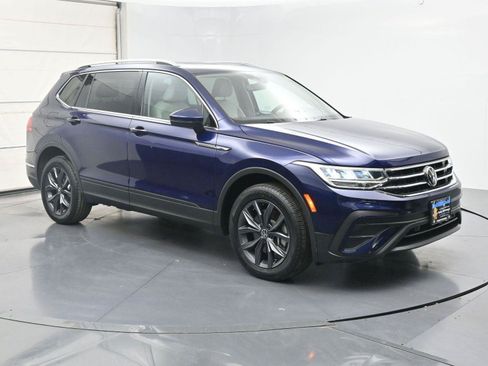 Used 2022 Volkswagen Tiguan SE AWD/4WD image 29