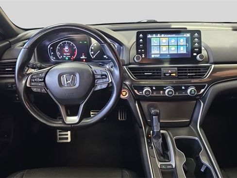 Used 2019 Honda Accord Sport image 9