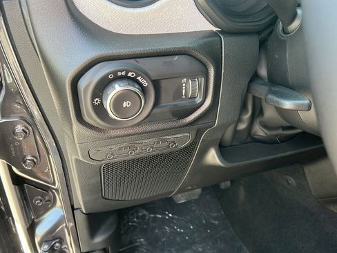 New 2025 Jeep Wrangler Sport S image 21