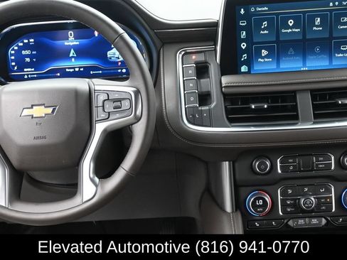 Used 2023 Chevrolet Tahoe LT w/ Luxury Package AWD/4WD image 14