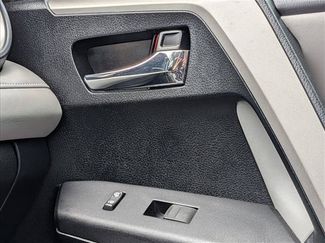 Used 2018 Toyota RAV4 XLE FWD video 3