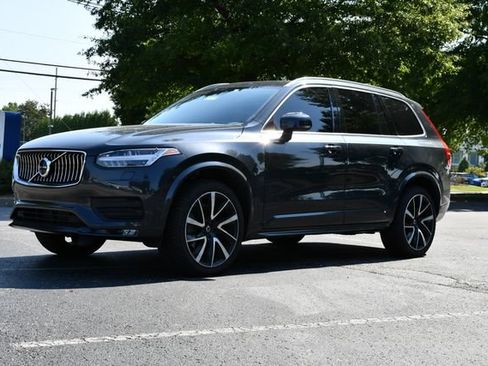 Used 2021 Volvo XC90 T6 Momentum w/ Advanced Package AWD/4WD image 3