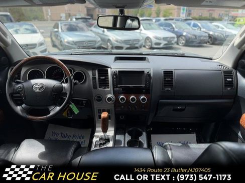 Used 2012 Toyota Tundra Limited w/ Platinum Pkg image 19