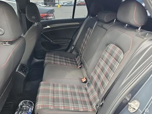 Used 2018 Volkswagen GTI S image 8