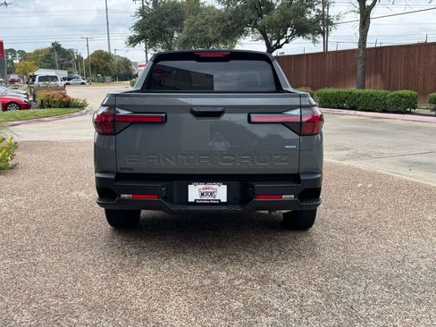 Used 2024 Hyundai Santa Cruz SEL image 11
