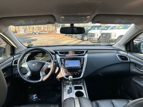 Used 2018 Nissan Murano SL image 25
