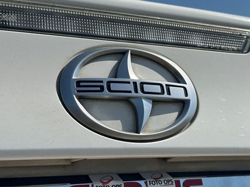 Used 2012 Scion tC FWD image 13