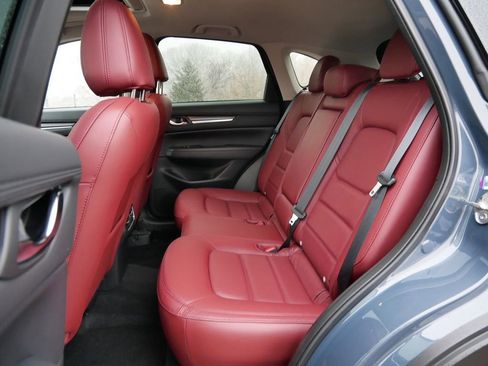 Used 2023 MAZDA CX-5 Carbon Edition image 13