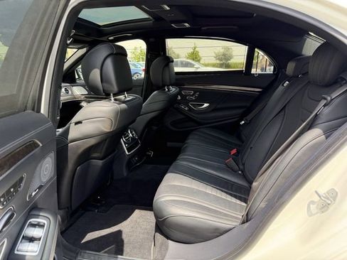 Used 2017 Mercedes-Benz S 550 4MATIC Sedan image 12