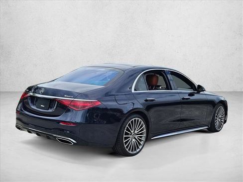 Used 2023 Mercedes-Benz S 580 4MATIC Sedan image 5