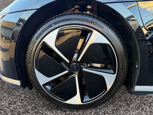 Used 2024 Lucid Air Touring AWD/4WD image 14