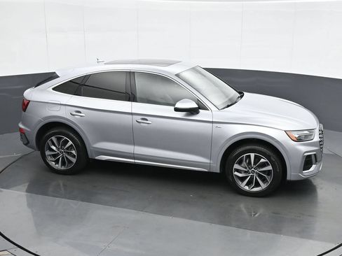 Used 2023 Audi Q5 2.0T Premium Plus w/ Premium Plus Package AWD/4WD image 23