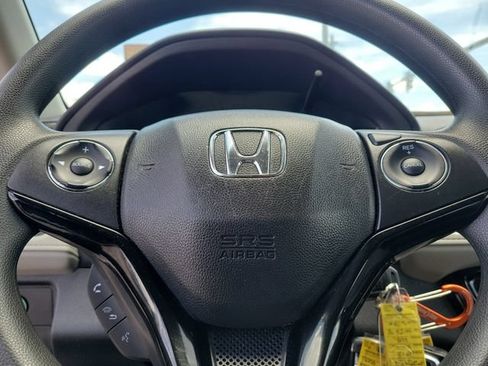 Used 2018 Honda HR-V LX image 26