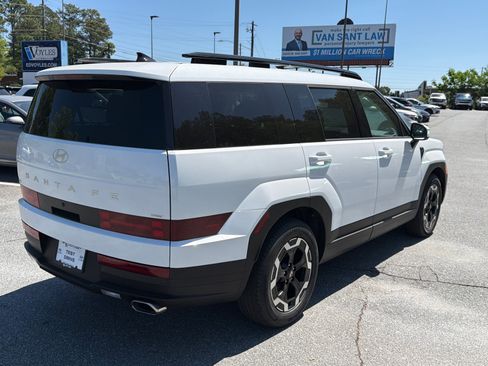 Used 2025 Hyundai Santa Fe SEL image 5