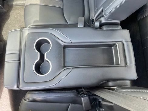 Used 2023 Honda Pilot Touring image 34