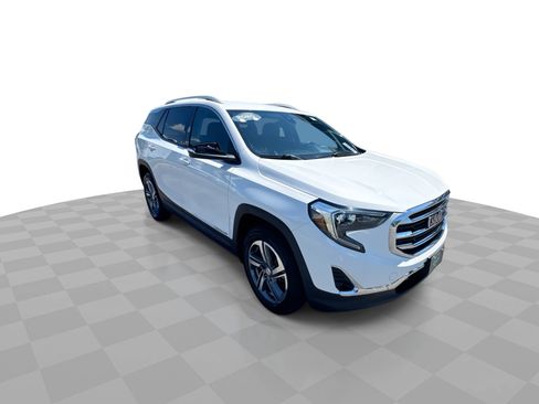 Certified 2020 GMC Terrain SLT w/ Preferred Package AWD/4WD image 2