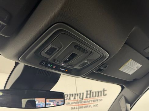 Used 2024 Chevrolet Silverado 1500 RST image 23