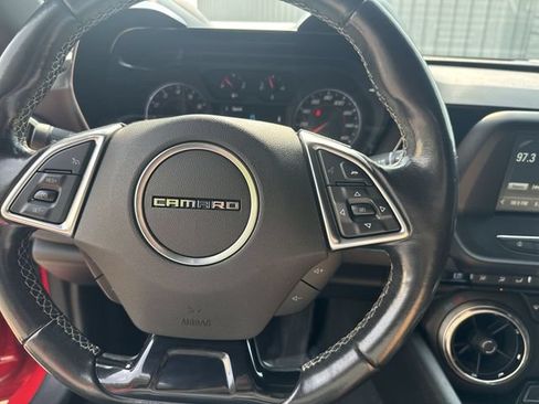 Used 2016 Chevrolet Camaro LT RWD image 17
