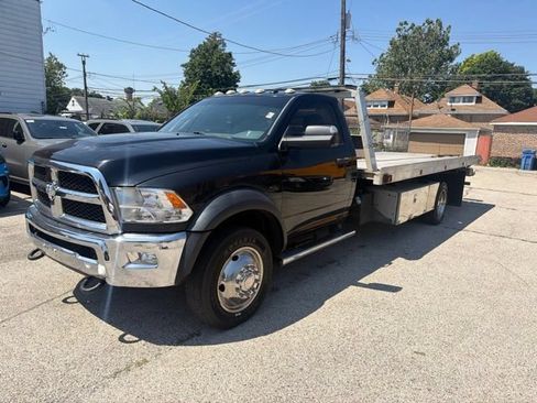 Used 2018 RAM 5500 Tradesman w/ Power & Remote Entry Group AWD/4WD image 2