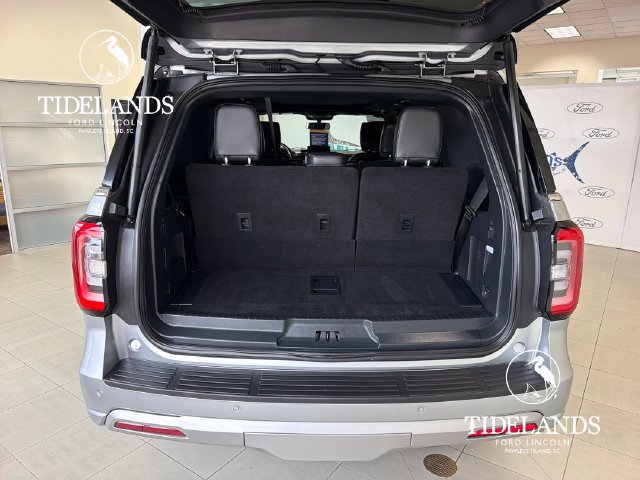 Certified 2023 Ford Expedition Platinum AWD/4WD image 12
