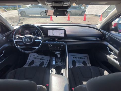 Used 2023 Hyundai Elantra SEL w/ Convenience Package FWD image 35