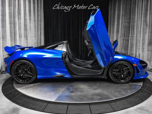 Used 2025 McLaren 750S Spider RWD image 52