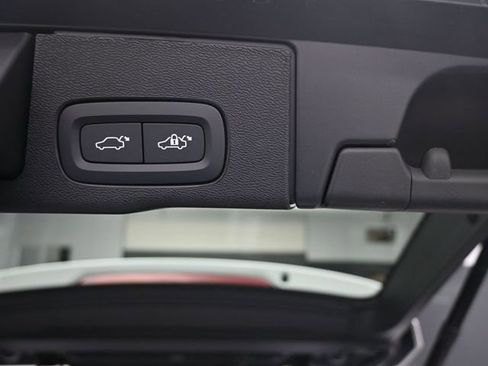 New 2026 Volvo XC60 B5 Plus w/ Protection Package Premier image 25