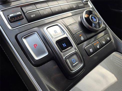 Used 2022 Hyundai Santa Fe Limited image 34
