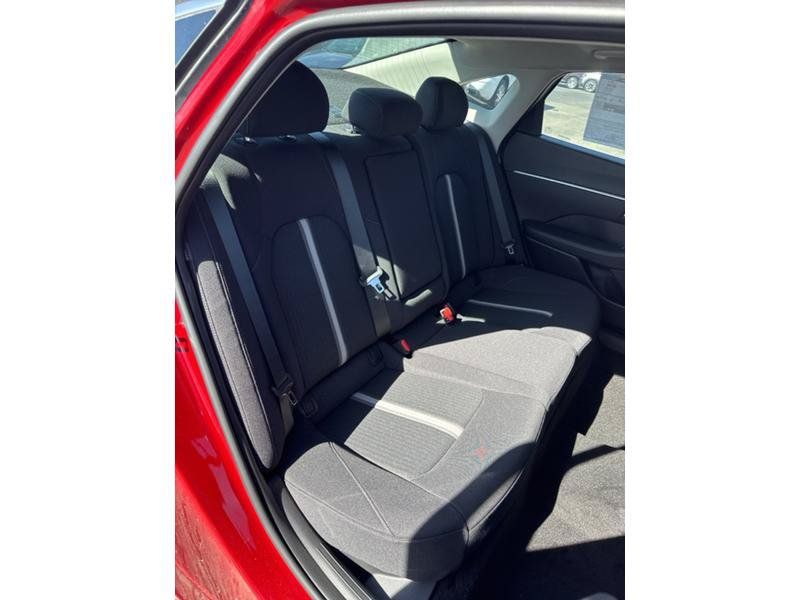 New 2024 Hyundai Sonata SEL w/ Convenience Package FWD image 16