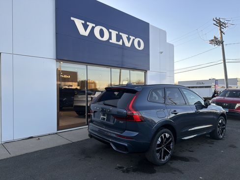 New 2026 Volvo XC60 B5 Plus w/ Protection Package Premier AWD/4WD image 4
