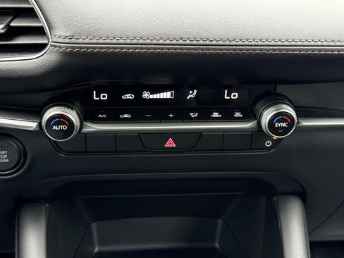 Used 2025 MAZDA MAZDA3 s Sport FWD image 6