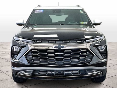 Used 2025 Chevrolet TrailBlazer ACTIV w/ Driver Confidence Package image 3