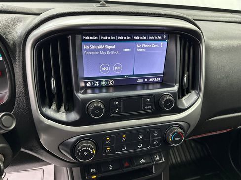 Used 2021 Chevrolet Colorado LT w/ Fleet Safety Package image 26