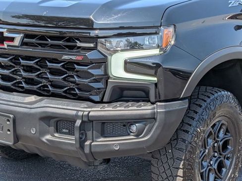 Used 2024 Chevrolet Silverado 1500 ZR2 w/ ZR2 Bison Edition AWD/4WD image 9