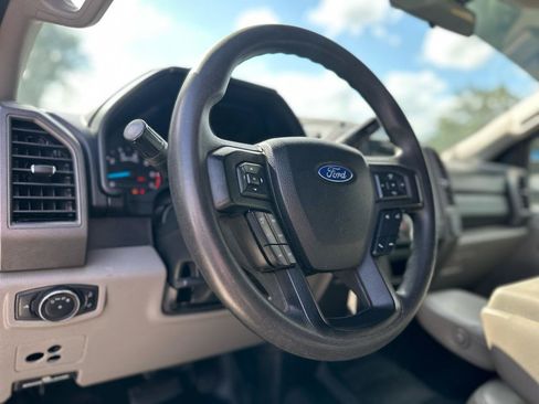 Used 2019 Ford F250 XL w/ Power Equipment Group AWD/4WD image 12