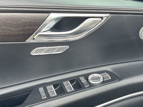 Certified 2024 Genesis GV80 2.5T AWD/4WD image 12