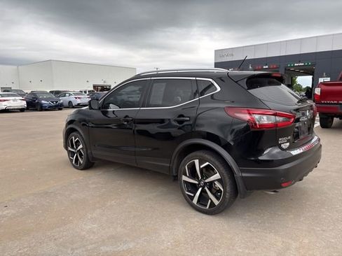Used 2022 Nissan Rogue Sport SL w/ Premium Package AWD/4WD image 4