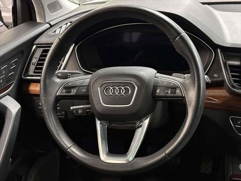 Used 2023 Audi Q5 2.0T Premium Plus w/ Premium Plus Package AWD/4WD image 19