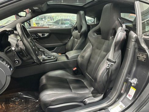 Used 2017 Jaguar F-TYPE Coupe RWD image 5
